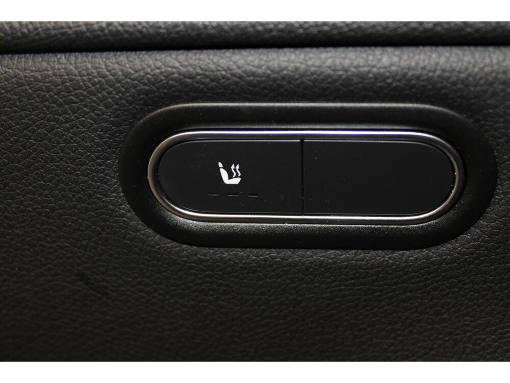 Classe A A160 Pack Sport Si&egrave;ges Chauffants Carplay Entretien Complet 2020 occasion 59493 Villeneuve-d'Ascq