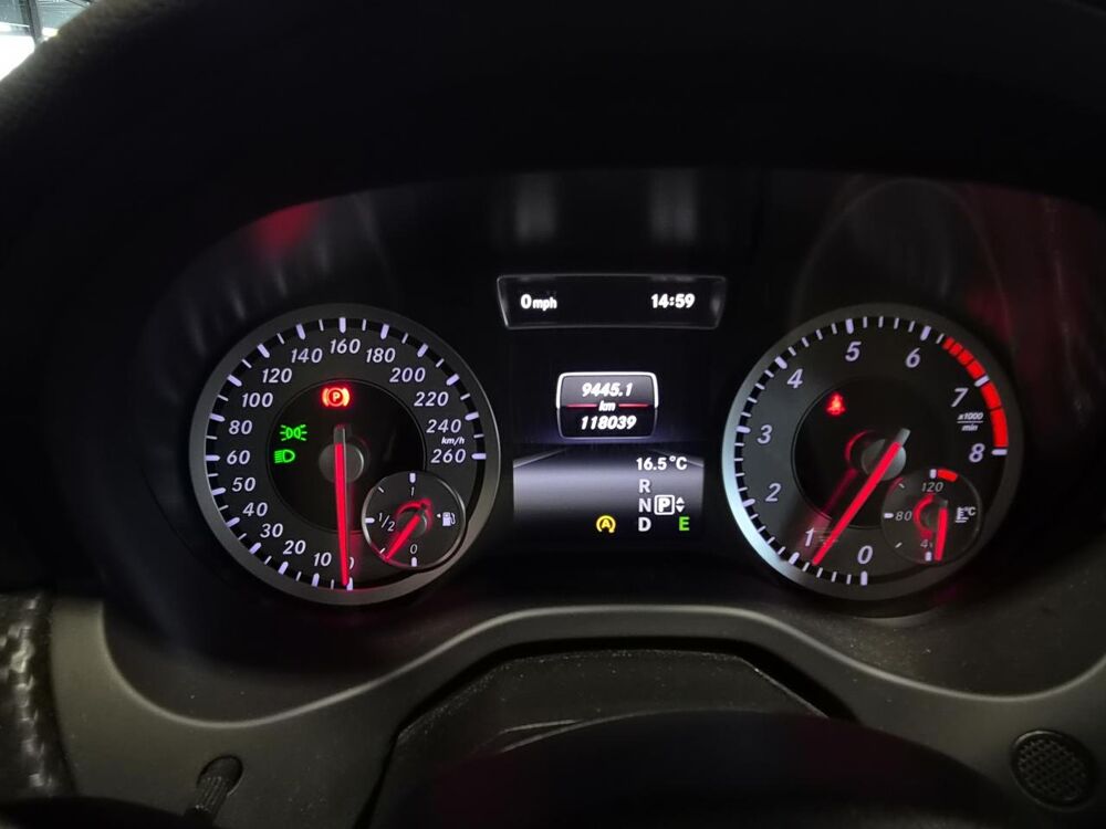 Classe A A 250 AMG - TOIT OUVRANT - CAMERA DE RECUL 2015 occasion 25300 Pontarlier
