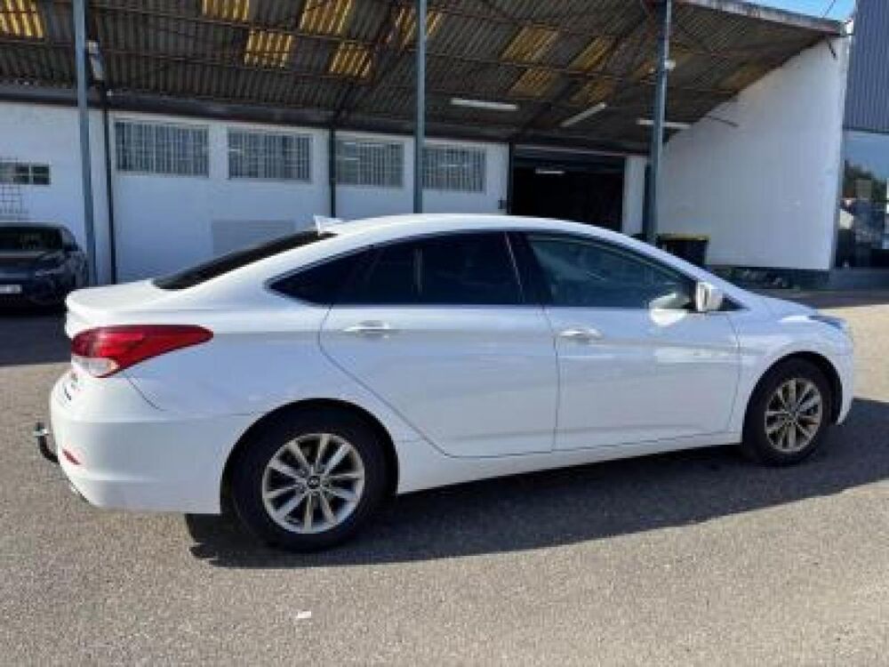 i40 1.7 CRDI - 115 Blue Drive Business 2015 occasion 47200 Saint-Pardoux-du-Breuil