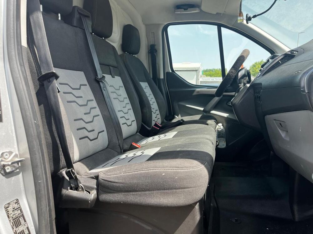 Transit Custom 2.0 TDCi 170ch BVA S&S Fourgon 340 L2H2 Trend Busines 2018 occasion 33700 M&eacute;rignac
