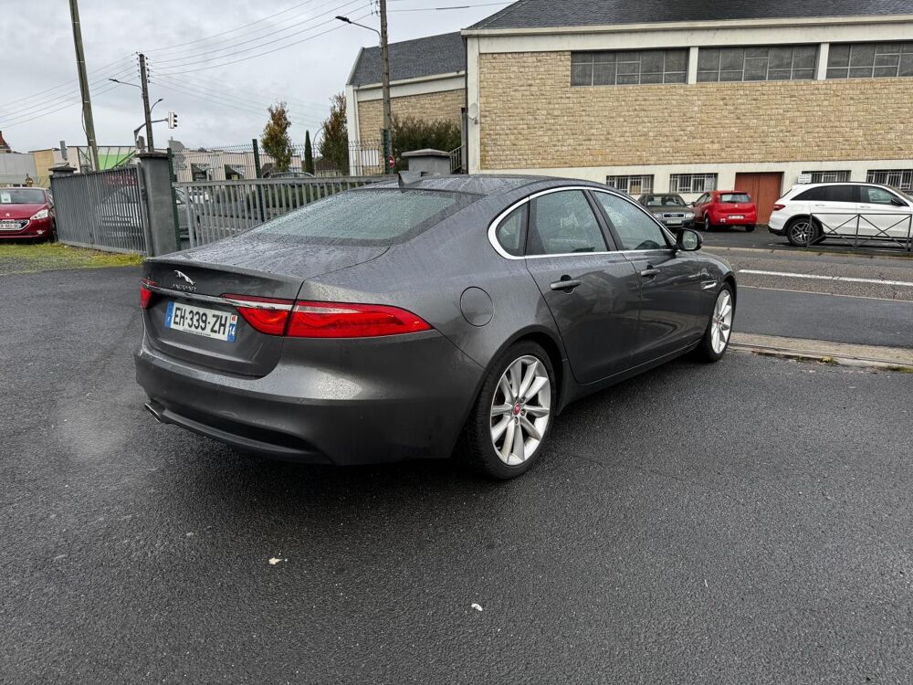 XF 2.0 D - 180 BVA S&S Prestige Gps + Camera AR + Clim 2016 occasion 19100 Brive-la-Gaillarde