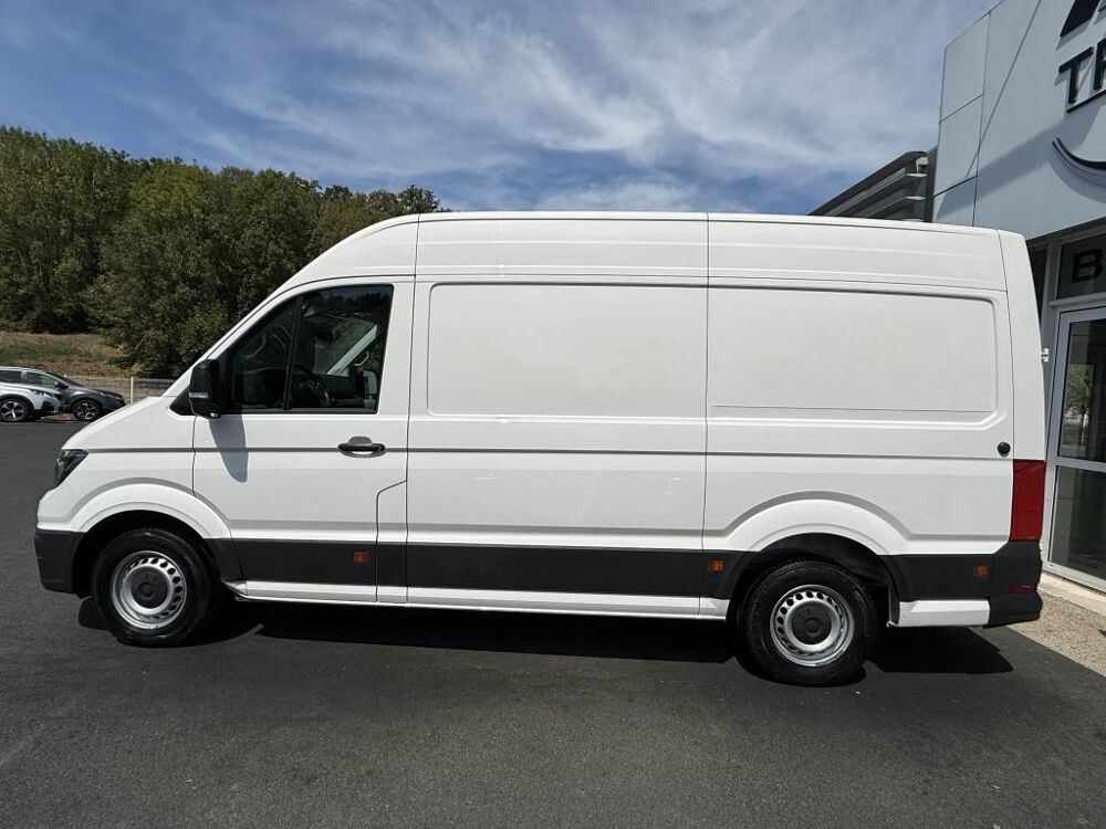 Crafter 35 L3H3 2.0 TDI - 140 FOURGON Business TVA RECUPERABLE + CAR 2023 occasion 19100 Brive-la-Gaillarde