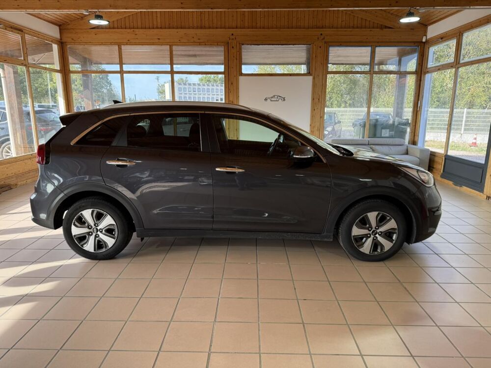 Niro Hybride 1.6 GDi - DCT6 Motion CarPlay / Camera AR / Garant 2018 occasion 33700 M&eacute;rignac