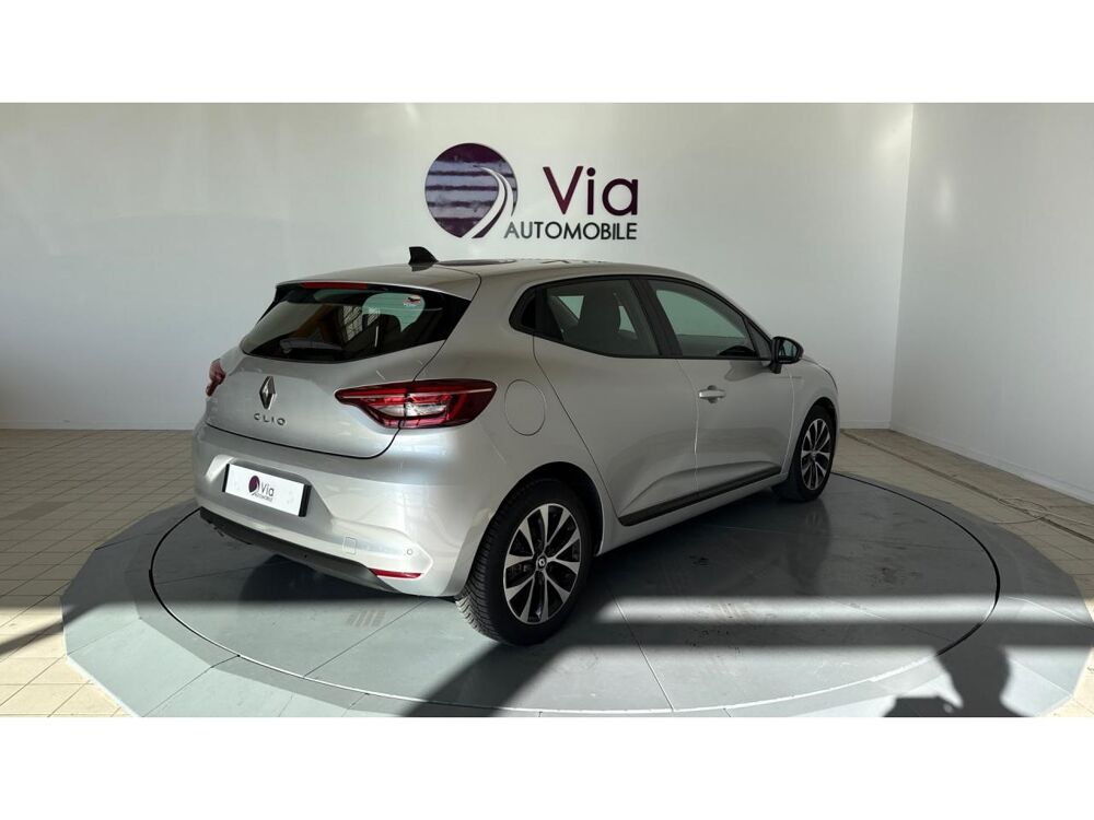 Clio 1.0 Tce - 90 ch V Equilibre / CARPLAY / SUIVI FACTURES / CLI 2023 occasion 17600 Saujon