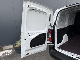 Berlingo VAN XL 1.5 BlueHDI 130 EAT8 Premium Connect 3 places, avec P 2026 occasion 35300 Foug&egrave;res