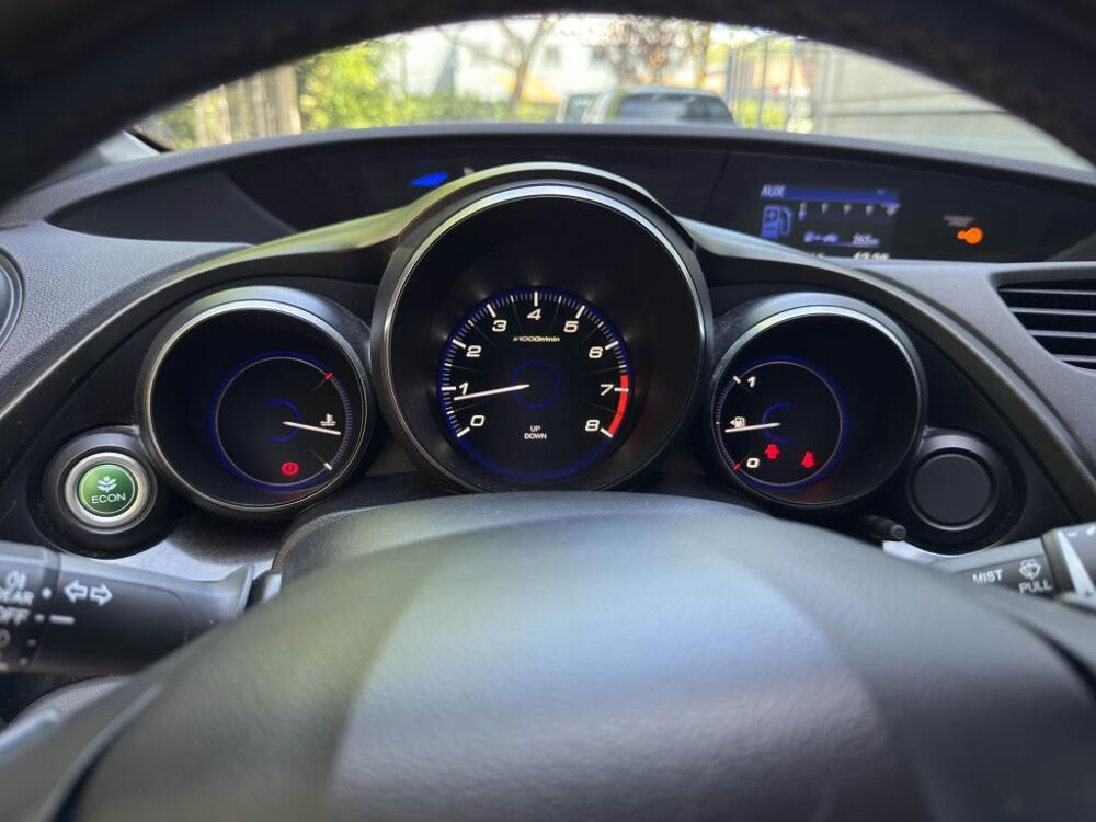 Civic 1.8 i-VTEC 2013 BERLINE Ex&eacute;cutive 2013 occasion 77185 Lognes