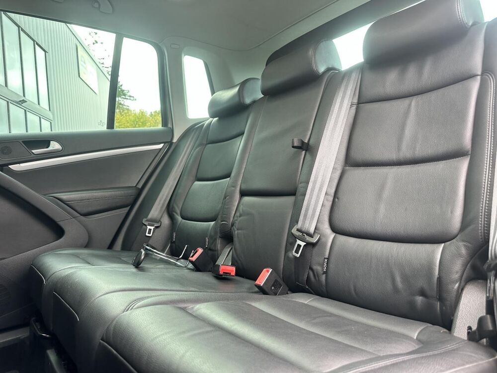 Tiguan 2.0 16V TDI BlueMotion - 140 -DSG7 Carat 4Motion PHASE 2- S 2014 occasion 33450 Montussan
