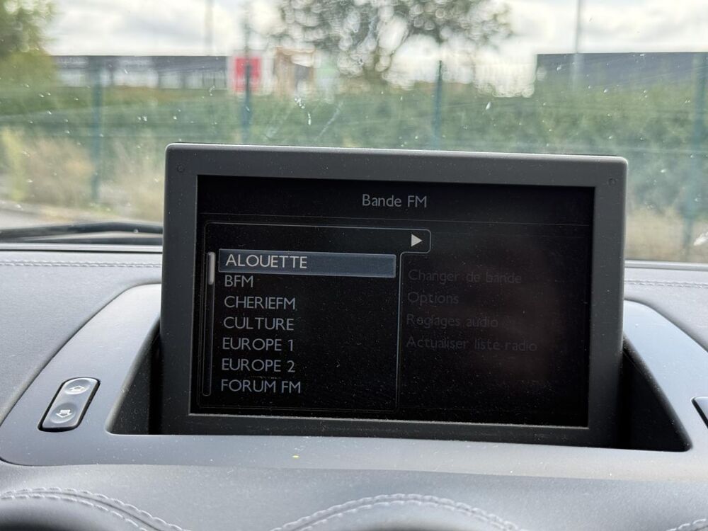 RCZ 1.6 THP 200 150g GT Line PHASE 2 - SUIVI COMPLET 2016 occasion 49070 Beaucouz&eacute;