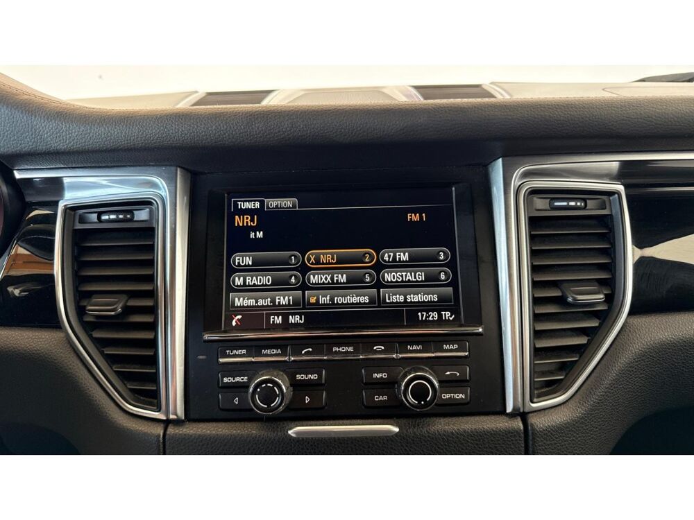 Macan S 3.0 V6 258ch / SIEGE ELEC - CHAUFFANT / HAYON ELEC 2015 occasion 17600 Saujon