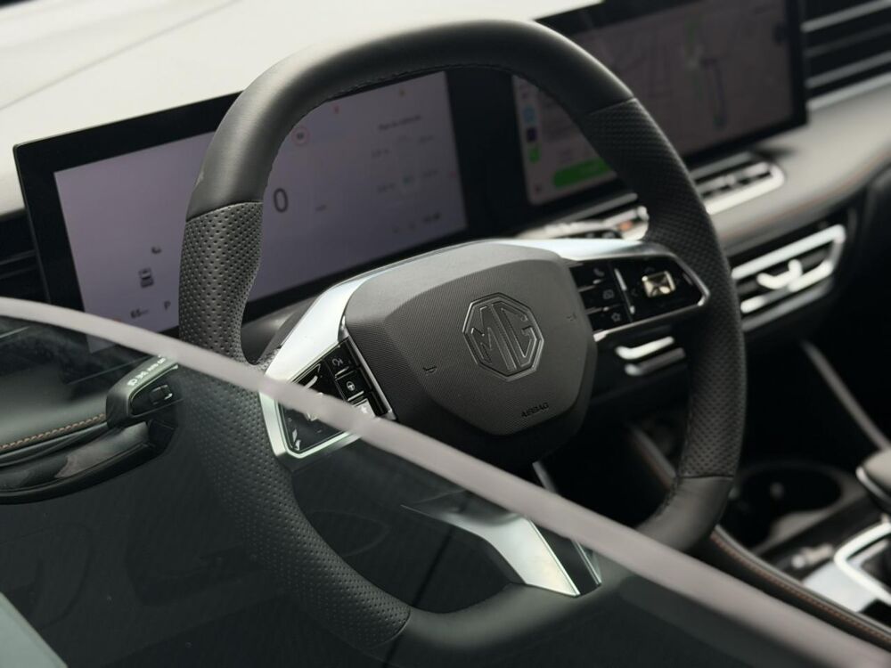 MG.EHS 1.5 Hybrid+ 224 Luxury 2026 occasion 35300 Foug&egrave;res