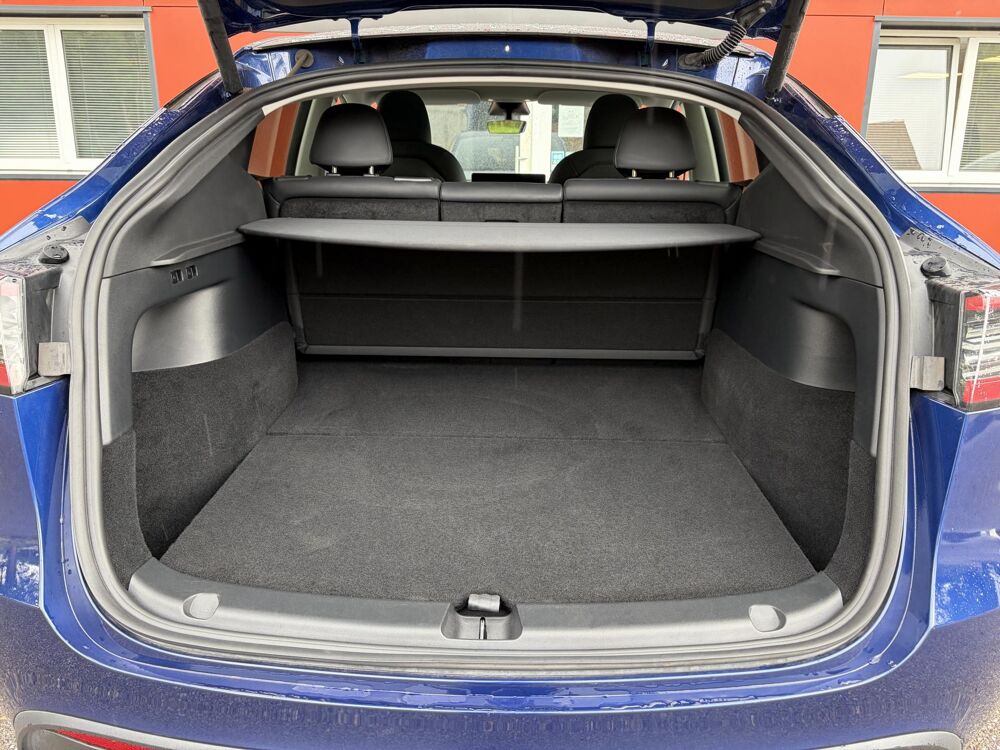 Model Y AWD Long Range 1&egrave;re Main Autopilote Am&eacute;lior&eacute; Attelage Garant 2023 occasion 67440 Marmoutier