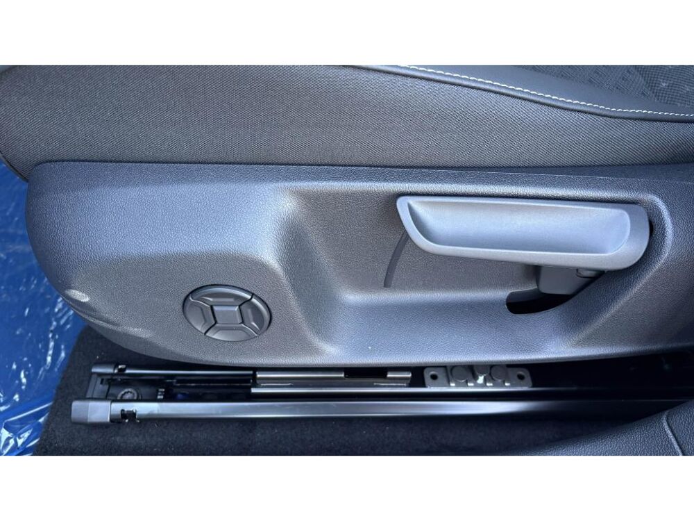T-ROC 1.5 eTSI 150 DSG R-Line +ATTELAGE+IQ LIGHT+HARMAN KARDON+T.O 2026 occasion 81580 Soual