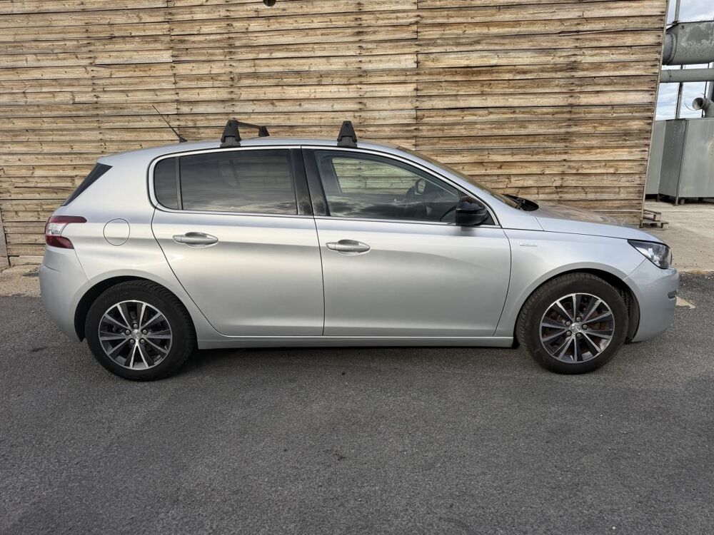 308 1.2i PureTech 12V S&S - 130 II 2013 BERLINE Sensation PHASE 2014 occasion 19100 Brive-la-Gaillarde