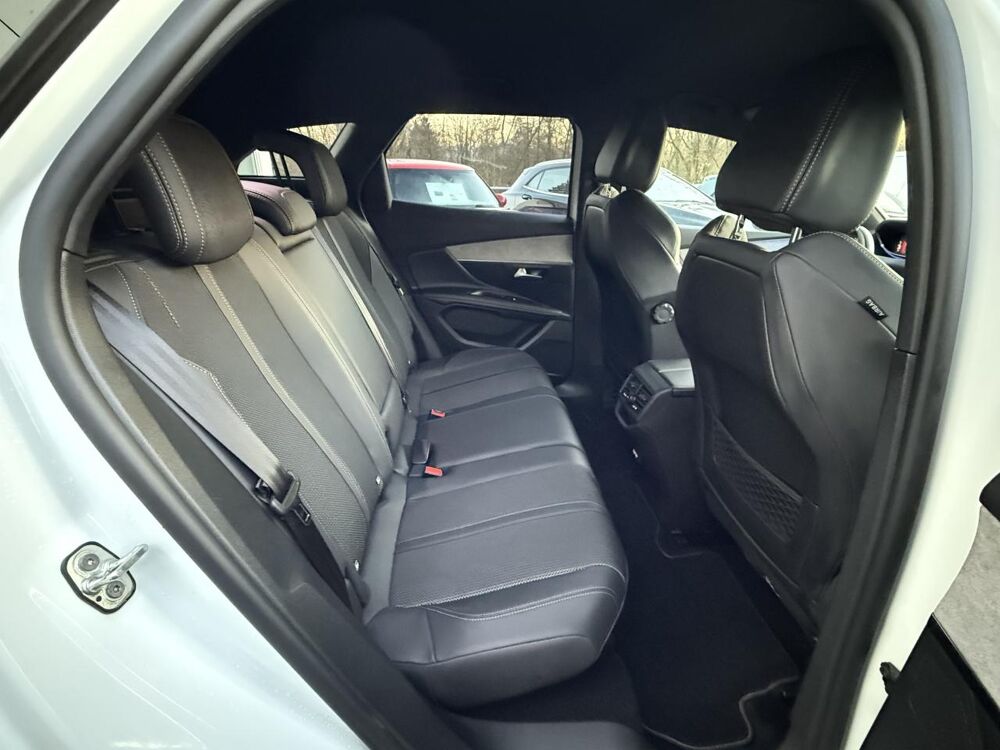 3008 1.5 BlueHDi S&S - 130 - BV EAT8 GT GPS + CARPLAY + CAMERA A 2022 occasion 19100 Brive-la-Gaillarde