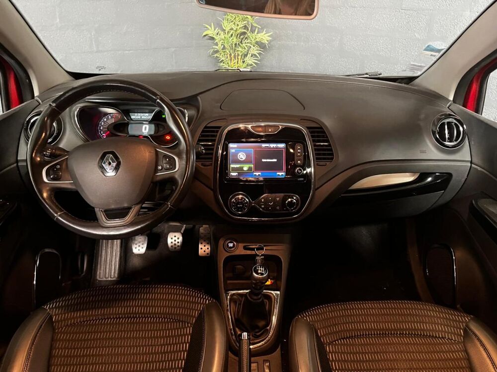 Captur 1.2 Energy TCe - 120 CH FINITION Intens GARANTIE 6 MOIS MINI 2016 occasion 33700 M&eacute;rignac
