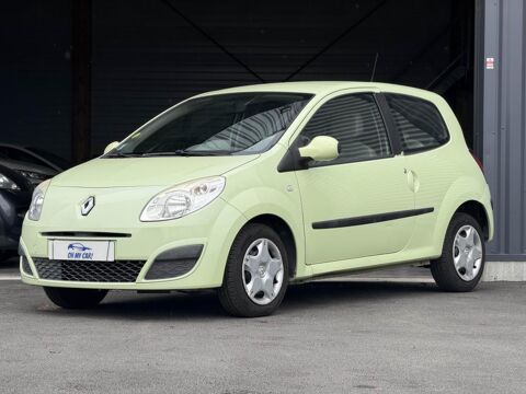 Renault twingo II - 1.2i 16V - 75ch - BV Quickshift - T