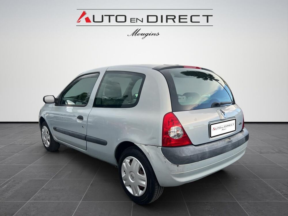 Clio 1.2i 16V II BERLINE Authentique PHASE 2 2004 occasion 06250 Mougins