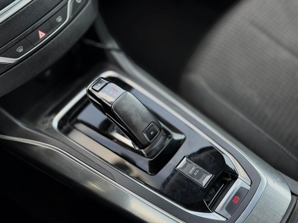 308 130CH Allure Business - ATTELAGE - CARPLAY - COURROIE OK 2019 occasion 13760 Saint-Cannat