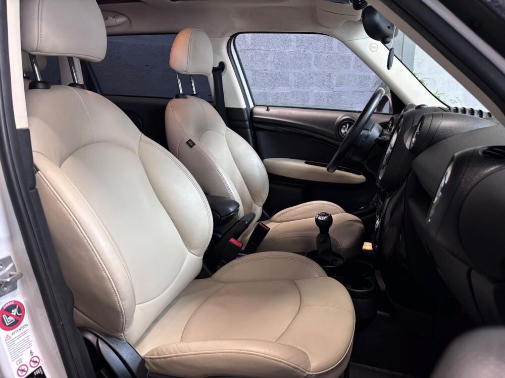 Cooper D COUNTRYMAN 1.6D 90ch R60 One D - GARANTIE 6 MOIS 2014 occasion 33700 M&eacute;rignac
