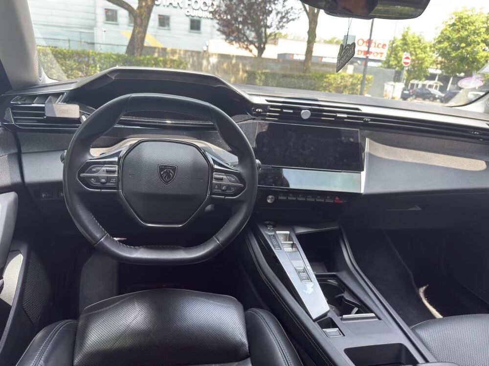 308 1.6 PHEV - 180 - BV e-EAT8 III BERLINE Allure 2022 occasion 77185 Lognes