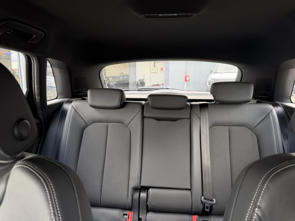 Q3 45 tfsi e 245 s line s tronic 6 2022 occasion 85150 Les Achards