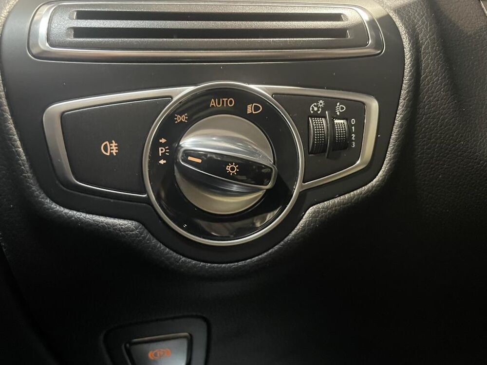 Classe GLC 220 d 170CV BVA 9G-Tronic Executive 4-Matic Garantie 12 mois 2016 occasion 33500 Libourne
