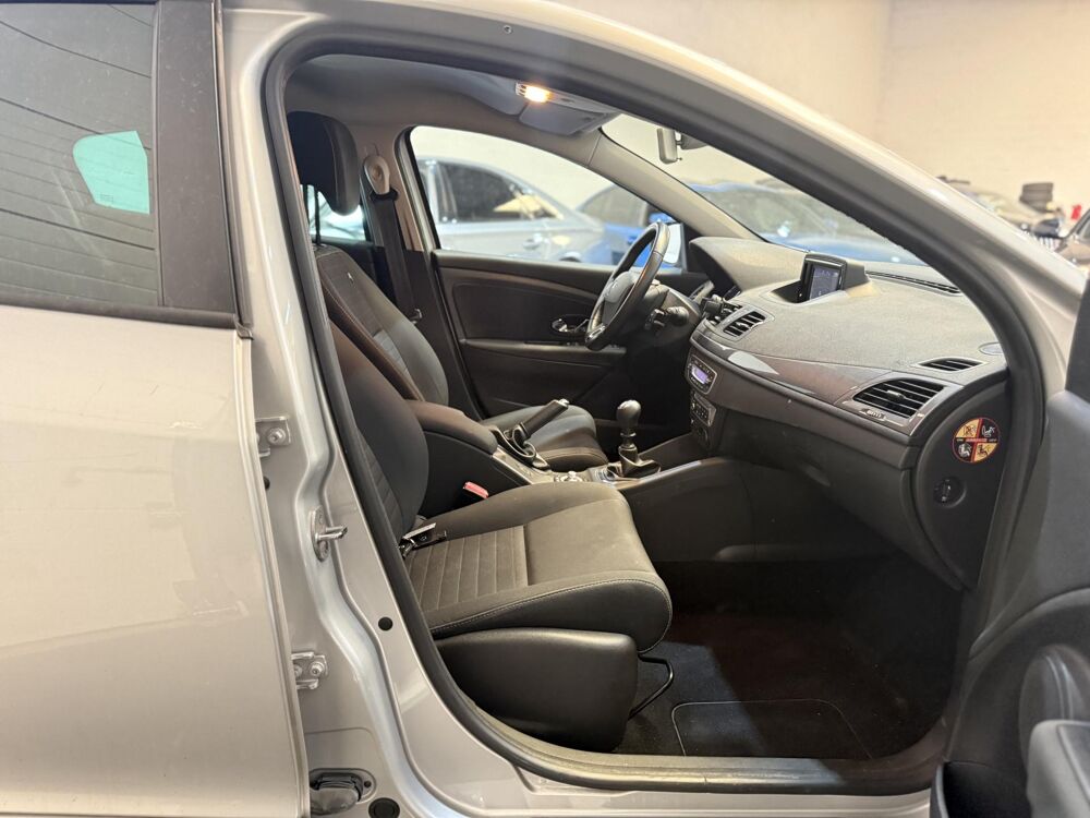 M&eacute;gane 1.2 Energy TCe - 115 Euro 6 Limited GARANTIE 12 MOIS 2015 occasion 94360 Bry-sur-Marne
