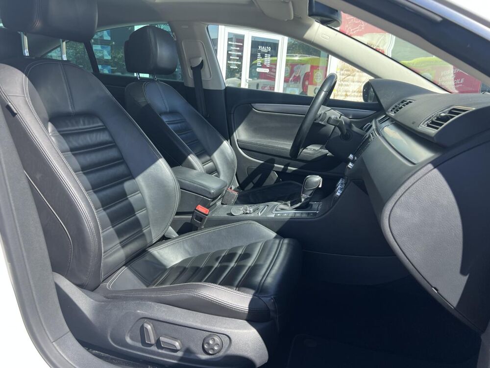 Passat CC CARAT 2.0 TDI 177 DSG 6 2013 occasion 49070 Beaucouz&eacute;
