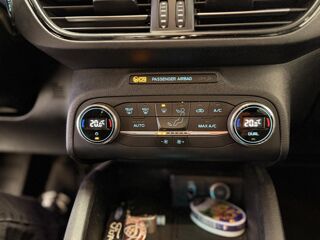 Focus 1.5 ECOBLUE 120 ST-LINE BVA GARANTIE 12 MOIS 2018 occasion 16000 Angoul&ecirc;me