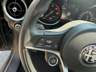 Stelvio 2.2 D 210 LUSSO Q4 BVA CAMERA/PALETTES/DNA/JANTES19 2018 occasion 42170 Saint-Just-Saint-Rambert