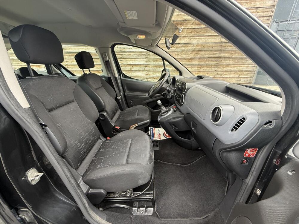 Berlingo 1.6i 16V - 90 II 2008 COMBI Multispace PHASE 1 2009 occasion 19100 Brive-la-Gaillarde