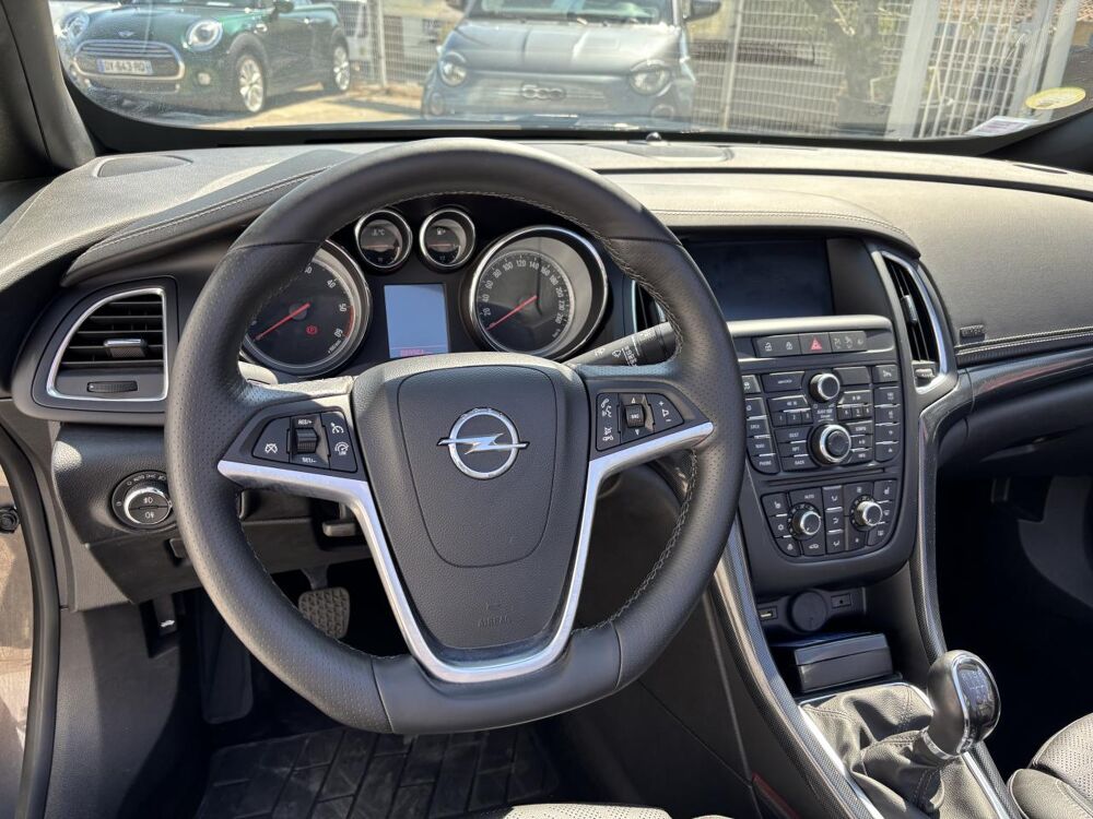 Cascada 2.0 CDTI - 170 S&S CABRIOLET Cosmo pack 2016 occasion 83490 Le Muy