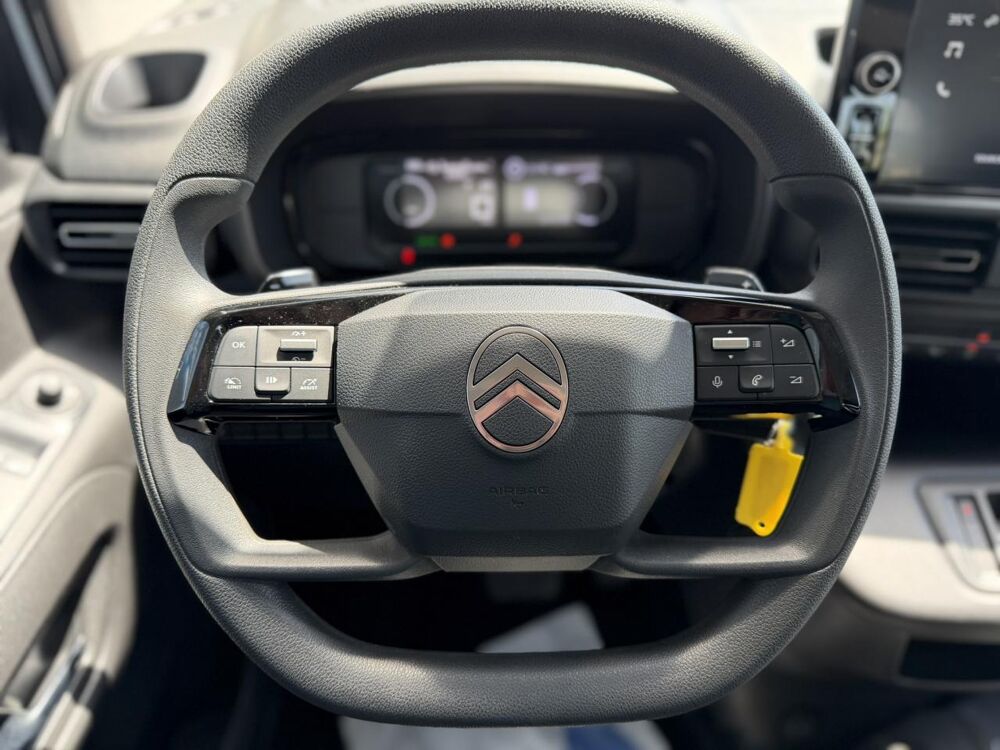 Berlingo &euml;-136 54kWh PLUS Automatique 5 Places 2025 occasion 35300 Foug&egrave;res