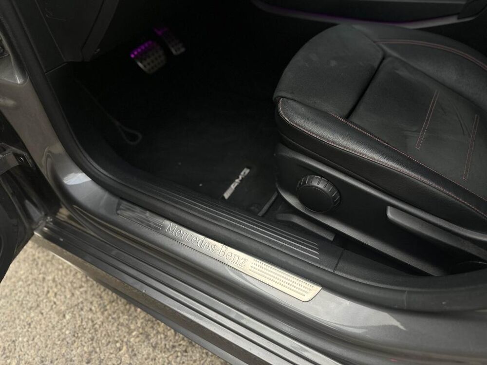 Classe A 180 AMG Line - CAM - LEDS D\'AMBIANCE - PACK SPORT BLACK 2020 occasion 13760 Saint-Cannat