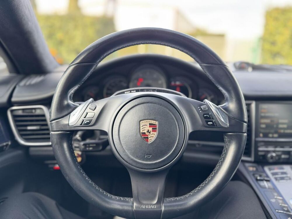 Panamera GTS 4.8 V8 - 430ch PDK - PCM - PASM - PACK CHRONO 2012 occasion 13760 Saint-Cannat
