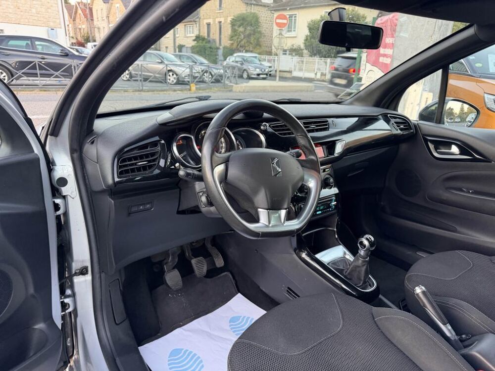 DS3 1.6 e-HDi FAP - 90 So Chic + clim 2013 occasion 19100 Brive-la-Gaillarde