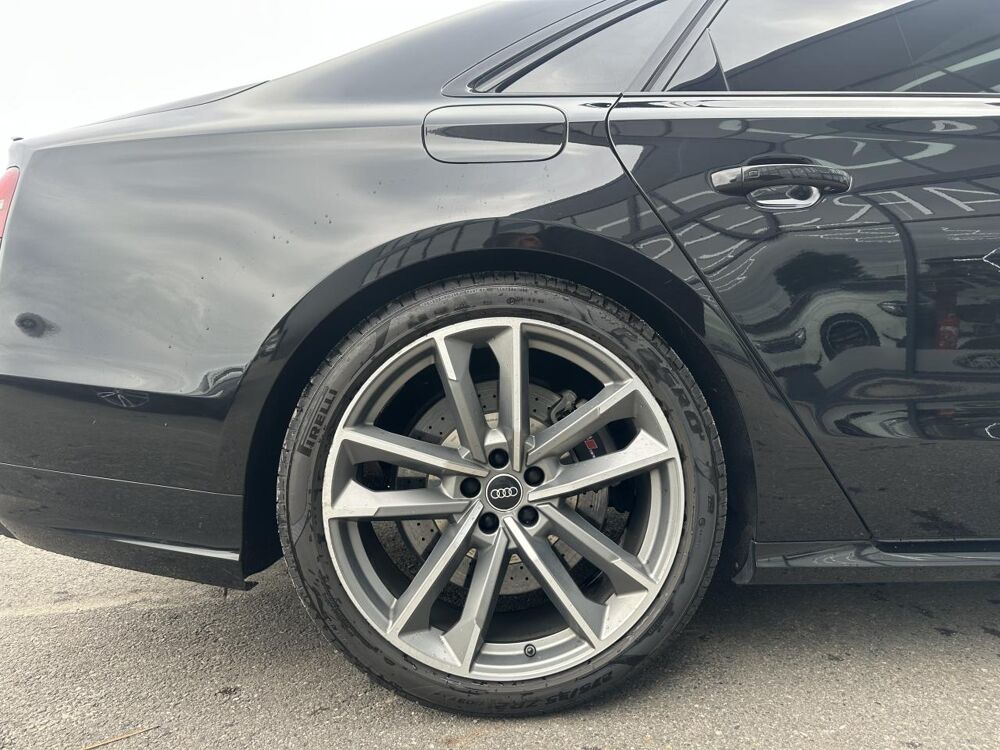 S8 Plus Quattro 4.0 V8 TFSI - BVA Tiptronic - GARANTIE 12 MOIS 2016 occasion 33450 Montussan