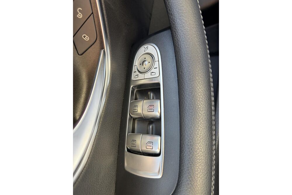 Classe E 220 D COUP&Eacute;-194 CH-AMG LINE-BVA 9G-TRONIC-PHASE 2 2021 occasion 78760 Jouars-Pontchartrain