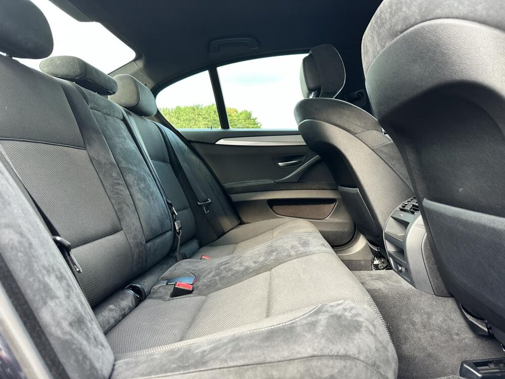 S&eacute;rie 5 F10 525D 218CH XDRIVE PACK M BVA SPORT CARBONSCHWARZ - GARAN 2012 occasion 33450 Montussan