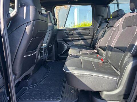 RAM 1500 CREW LIMITED NIGHT EDITION BOX HAYON MULTI V8 5,7L 2026 occasion 91830 Le Coudray-Montceaux