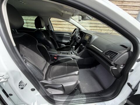 M&eacute;gane 1.2 Energy TCe - 130 IV BERLINE GT Line 2017 occasion 19100 Brive-la-Gaillarde