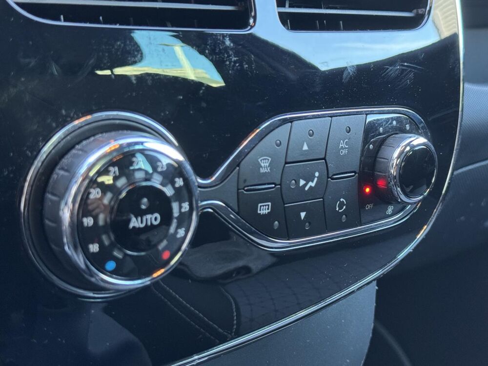Clio 0.9 TCe - 90 Intens 2014 occasion 38330 Montbonnot-Saint-Martin