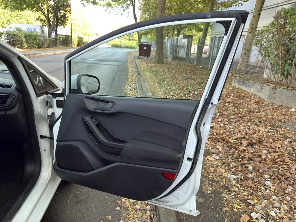Fiesta 1.0 95 Cool & Connect - CARPLAY - ENTRETIEN COMPLET 2020 occasion 77185 Lognes