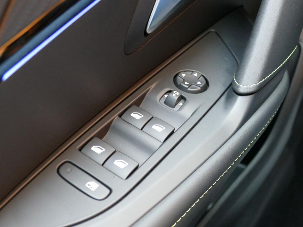 208 II HYBRID 145 GT - BV E-DCS6 PACK DRIVE ASSIST & TO. 2026 occasion 77090 Coll&eacute;gien