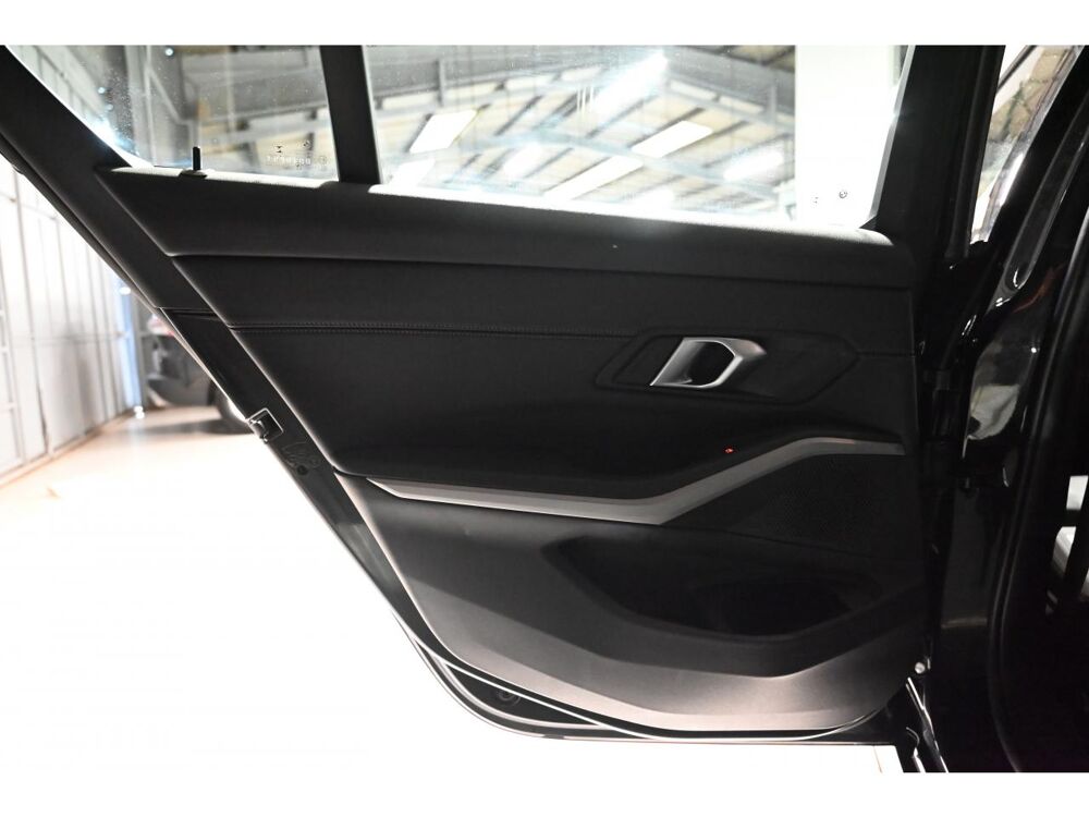 S&eacute;rie 3 318i - BVA BERLINE G20 LCI Business Design PHASE 2 2023 occasion 77100 Meaux