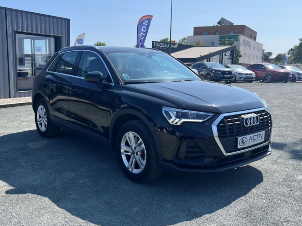 Q3 45 tfsi 245 business line s tronic 6 2023 occasion 85150 Les Achards