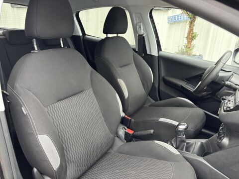208 1.2i PureTech 12V - 82  Active 2015 occasion 83490 Le Muy