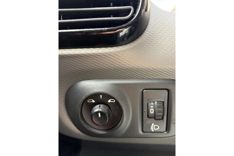 C4 cactus 1.2 82 Live 2018 occasion 78760 Jouars-Pontchartrain