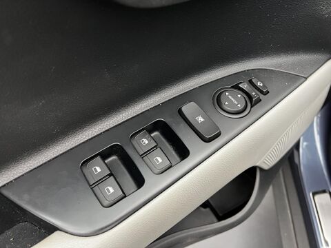 Stonic 1.0 T-GDI MHEV 120 ch DCT Premium 2021 occasion 33130 B&egrave;gles