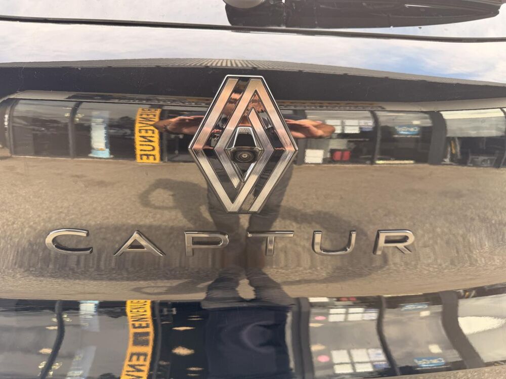 Captur 1.6 E-Tech Hybride - 145 - BVA multi-modes II Esprit Alpine 2025 occasion 31220 Lavelanet-de-Comminges